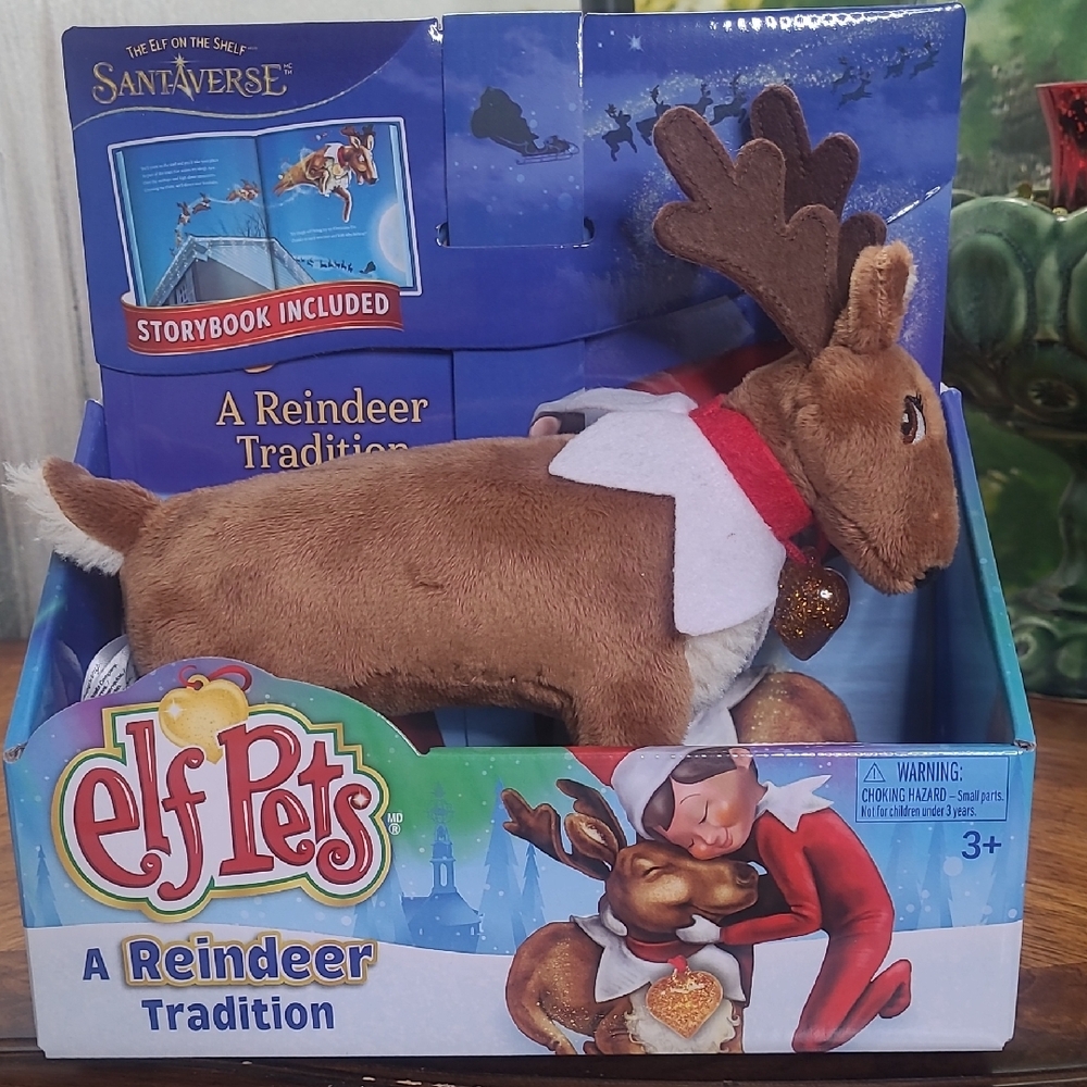 New in box! Elf on the Shelf Elf Pets Reindeer Plush Toy with Storybook Gift Set